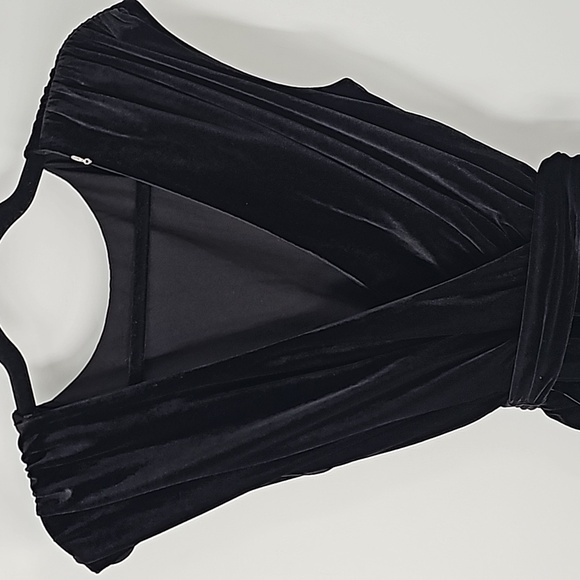 Express Black Velvet Open Back Jumpsuit w Rusched Shoulders Pockets Whimsigoth - Picture 10 of 16